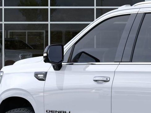 New 2026 GMC Yukon XL Denali Ultimate AWD/4WD image 12
