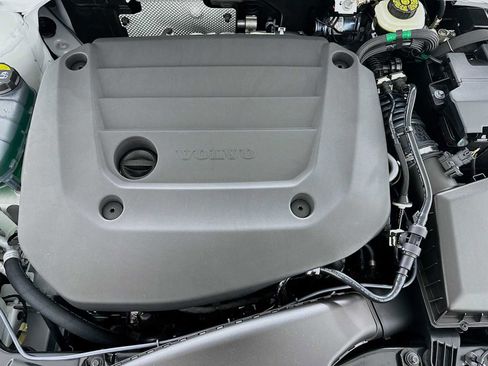 New 2026 Volvo XC40 B4 Plus w/ Protection Package image 29