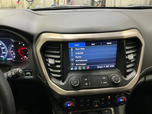 Certified 2023 GMC Acadia Denali w/ Denali Ultimate Package image 25