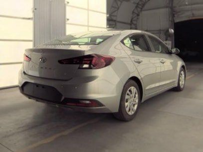 Used 2020 Hyundai Elantra SE FWD image 5