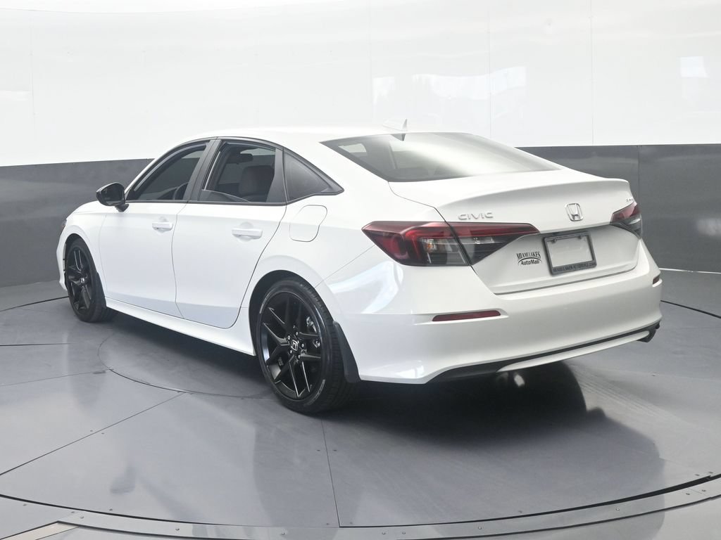 Used 2025 Honda Civic Sport image 4