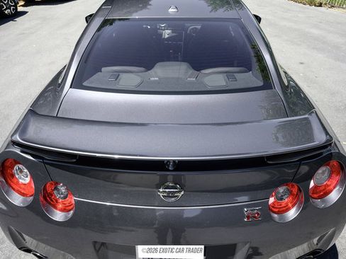 Used 2011 Nissan GT-R Premium AWD/4WD image 80