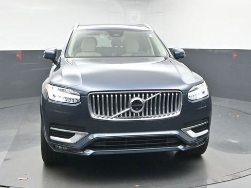Used 2025 Volvo XC90 B6 Plus w/ Protection Package Premier image 2