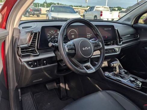 Used 2025 Kia Sportage SX FWD image 4