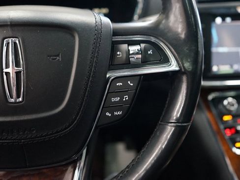 Used 2017 Lincoln Continental Reserve w/ Technology Package image 36