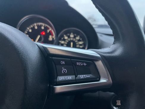 Used 2018 MAZDA MX-5 Miata RF Grand Touring image 13