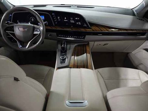 Used 2022 Cadillac Escalade Premium Luxury Platinum image 14