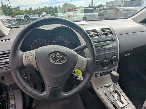 Used 2010 Toyota Corolla S FWD image 13