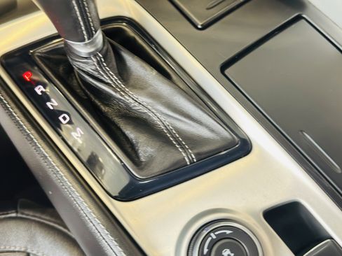 Used 2015 Chevrolet Corvette Z51 2LT Convertible w/ 2LT Preferred Equipment Group image 21