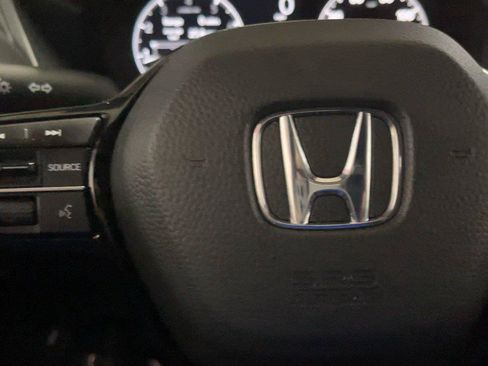 Used 2025 Honda HR-V Sport image 36