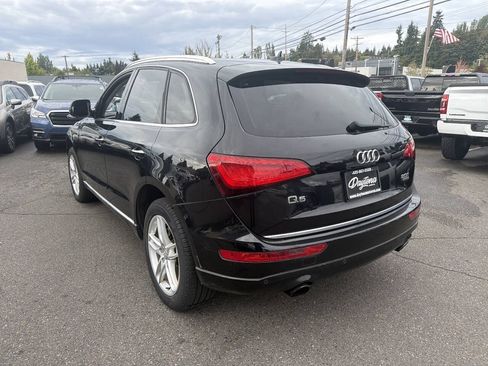 Used 2016 Audi Q5 2.0T Premium Plus w/ Technology Package AWD/4WD image 2