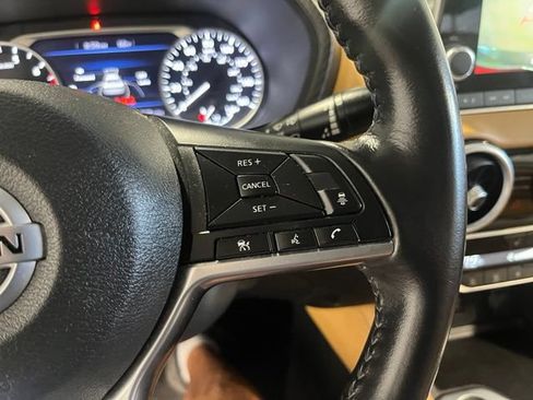 Used 2021 Nissan Sentra SV w/ SV Premium Package FWD image 27