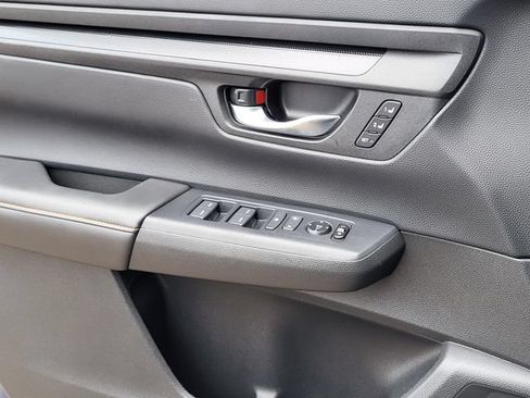 Used 2025 Honda CR-V Sport-L image 13