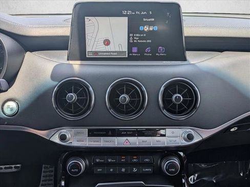 Used 2018 Kia Stinger GT1 RWD image 15