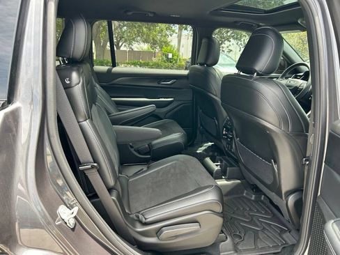 Used 2025 Jeep Grand Cherokee L Altitude RWD image 44