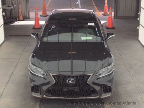 Used 2018 Lexus LS 500 image 2