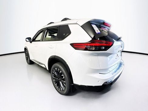 New 2026 Nissan Rogue Platinum image 7