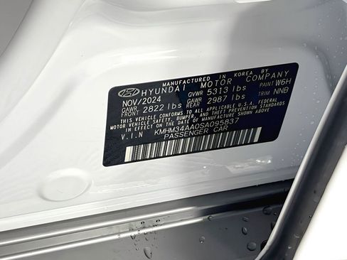 Used 2025 Hyundai Ioniq 6 SEL image 16