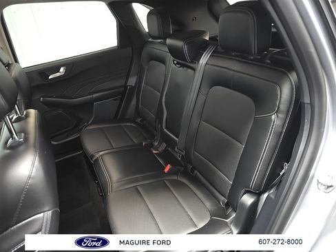 Used 2022 Ford Escape SEL w/ Technology Package image 35