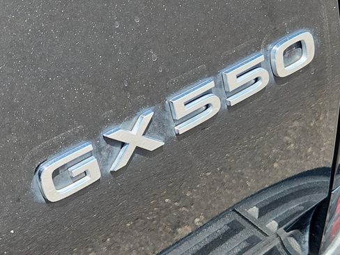 Used 2025 Lexus GX 550 w/ Cold Area Package AWD/4WD image 23