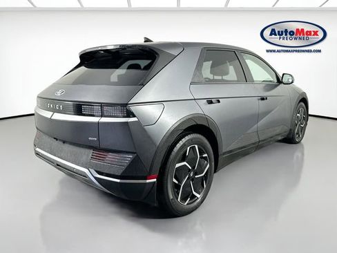Used 2023 Hyundai Ioniq 5 SEL AWD/4WD image 2