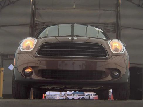 Used 2014 MINI Cooper Countryman image 3