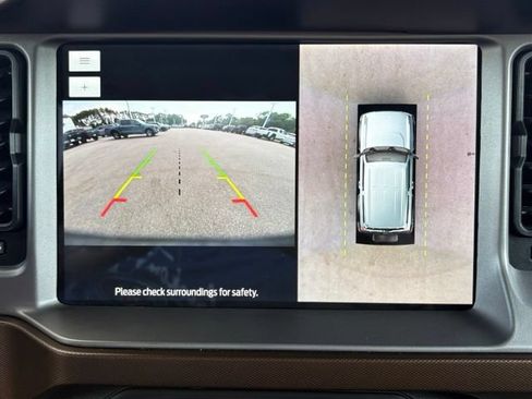 Used 2023 Ford Bronco Outer Banks AWD/4WD image 19
