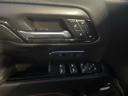 Used 2023 GMC Sierra 1500 AT4 image 15