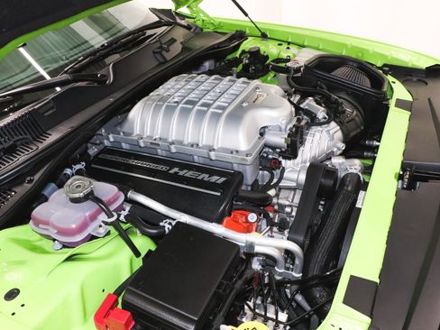 Used 2023 Dodge Challenger SRT Hellcat w/ Driver Convenience Group image 40