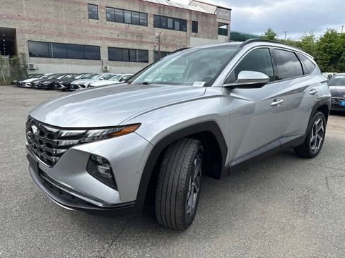 Certified 2024 Hyundai Tucson Limited AWD/4WD image 3