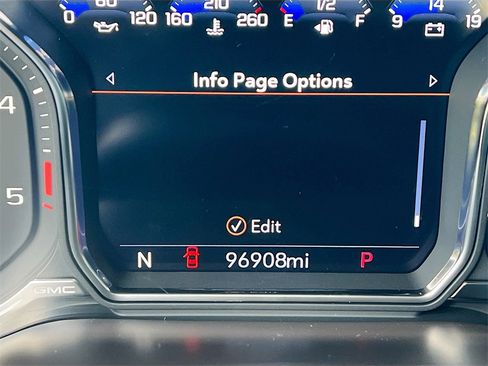 Used 2021 GMC Sierra 2500 Denali w/ Denali Ultimate Package image 12