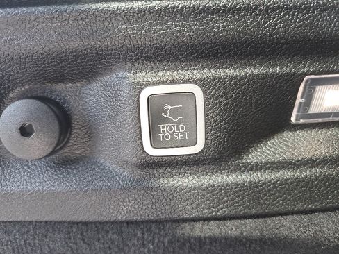 Certified 2025 Jeep Grand Cherokee L Summit AWD/4WD image 15
