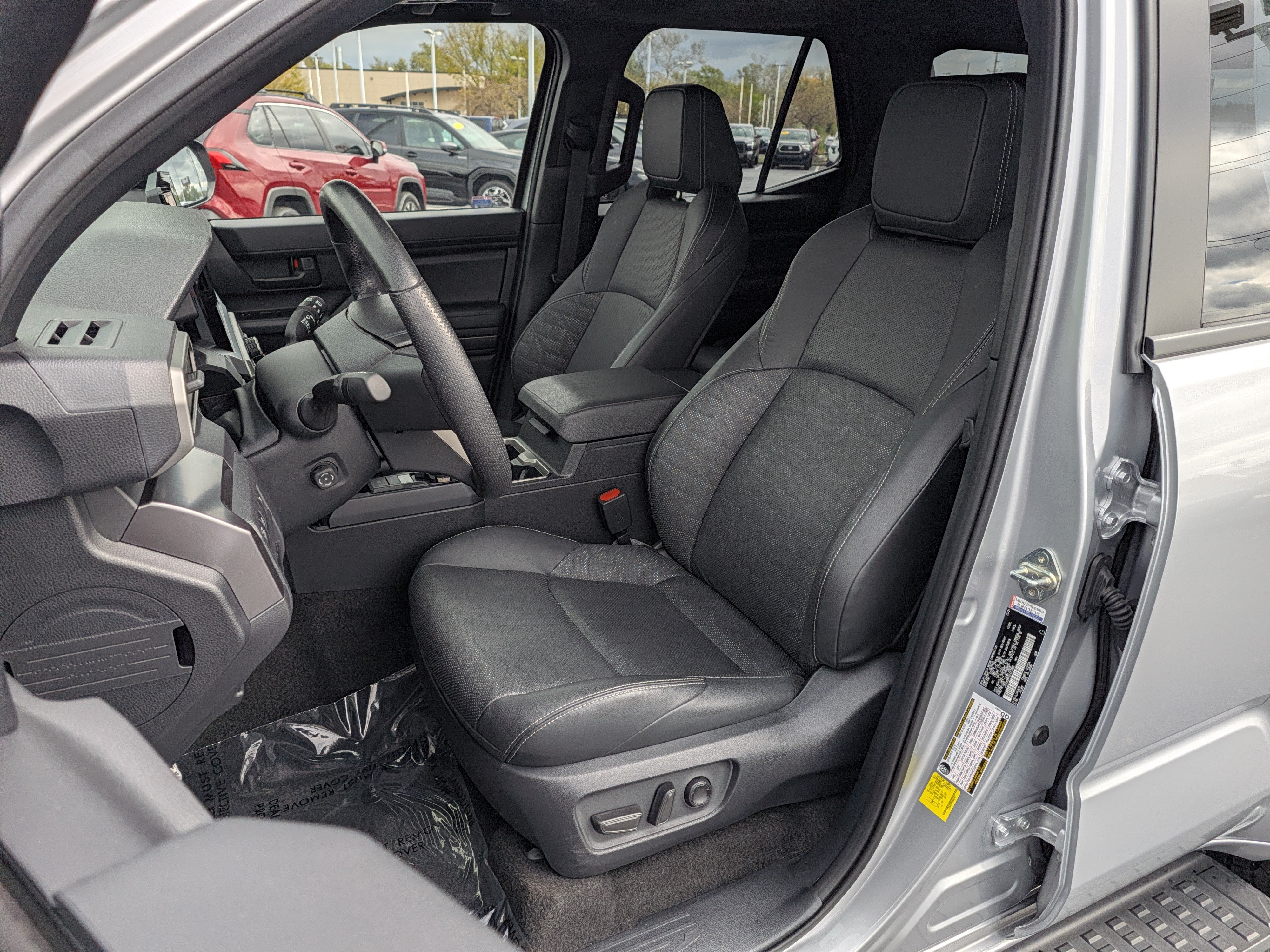 Certified 2025 Toyota 4Runner TRD Off-Road Premium w/ Tow Technology Package AWD/4WD image 15