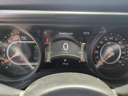 New 2025 Jeep Wrangler Unlimited Rubicon 392 image 12