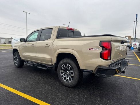 Used 2024 Chevrolet Colorado Z71 w/ Z71 Convenience Package 2 AWD/4WD image 4