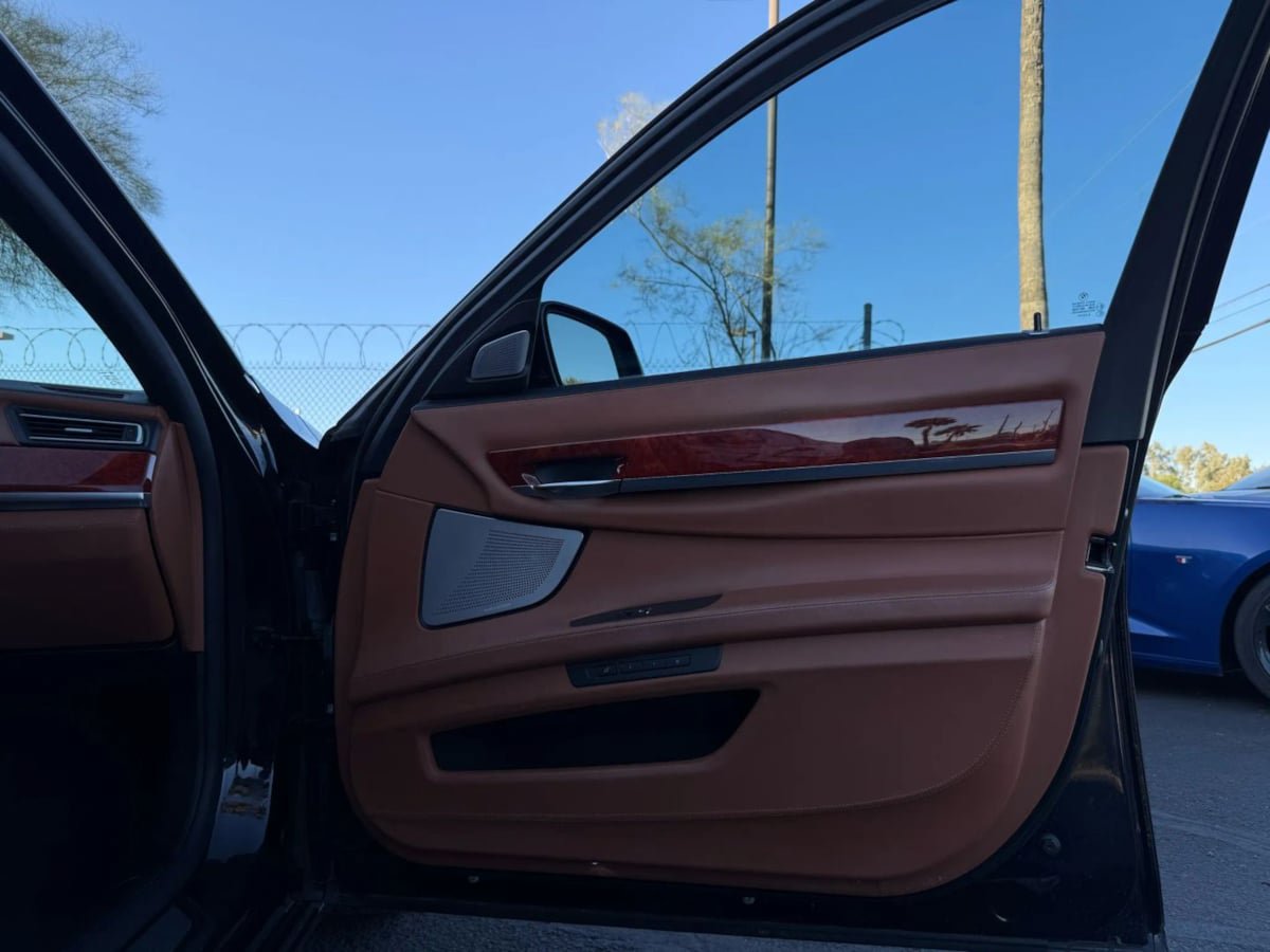 Used 2013 BMW ALPINA B7 RWD image 34