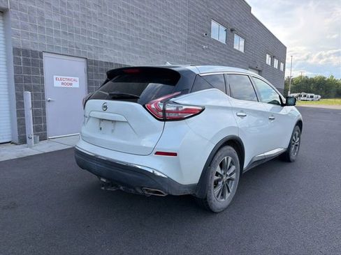 Used 2015 Nissan Murano S FWD image 3