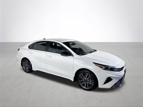 Used 2024 Kia Forte GT-Line image 4