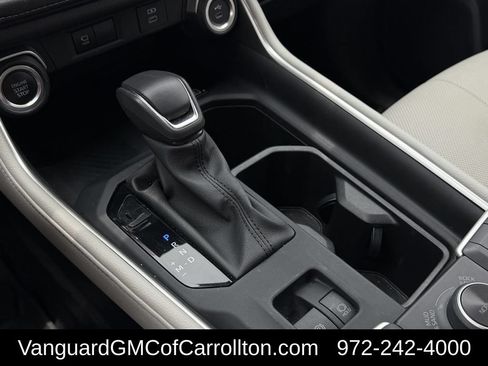Used 2024 Toyota Grand Highlander AWD image 19