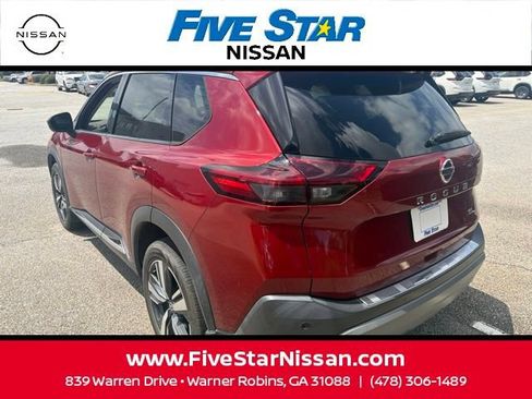 Used 2021 Nissan Rogue SL w/ Premium Package FWD image 13