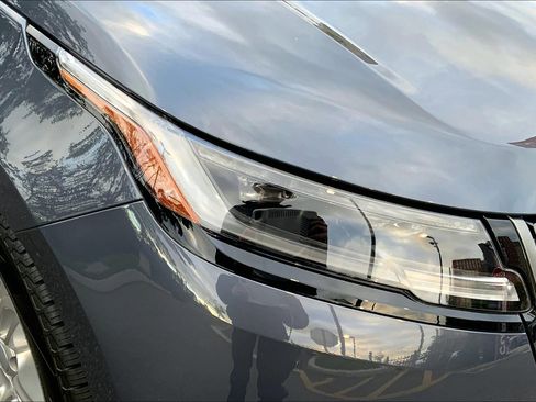 Used 2026 Land Rover Range Rover Velar S image 27