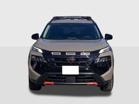 New 2025 Nissan Rogue SV image 6