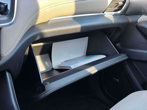 Used 2023 Chevrolet Traverse Premier image 27