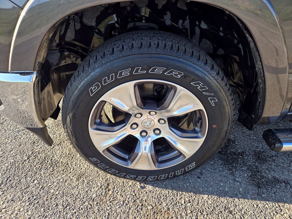 Used 2021 RAM 1500 Laramie AWD/4WD image 11