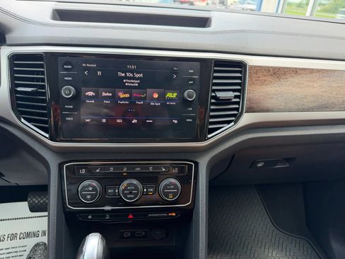 Used 2019 Volkswagen Atlas SEL Premium AWD/4WD image 9
