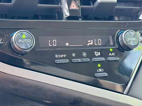 Used 2024 Toyota Camry LE image 18