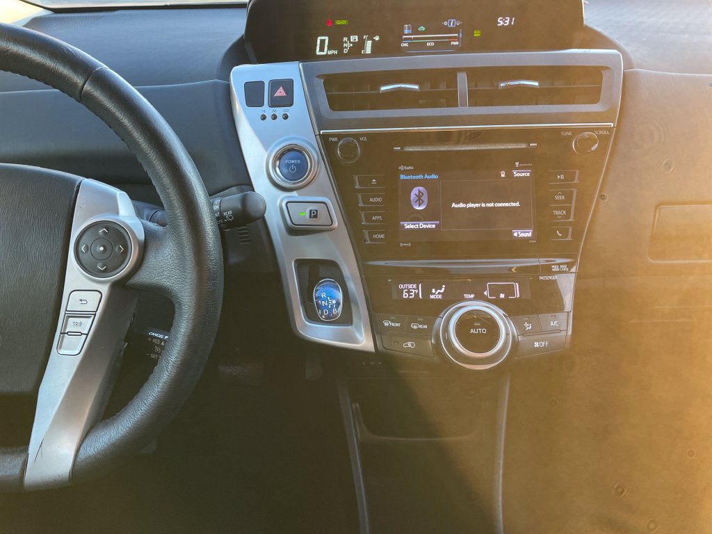 Used 2017 Toyota Prius V Four FWD image 19