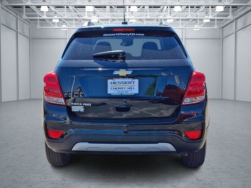 Used 2022 Chevrolet Trax LT w/ Driver Confidence Package AWD/4WD image 6