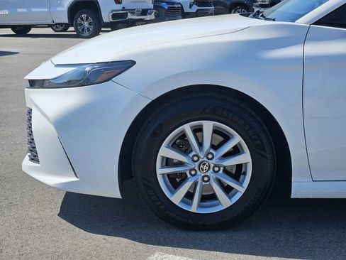 Used 2025 Toyota Camry LE FWD image 10