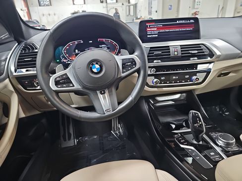 Used 2021 BMW X3 xDrive30i w/ M Sport Package image 16